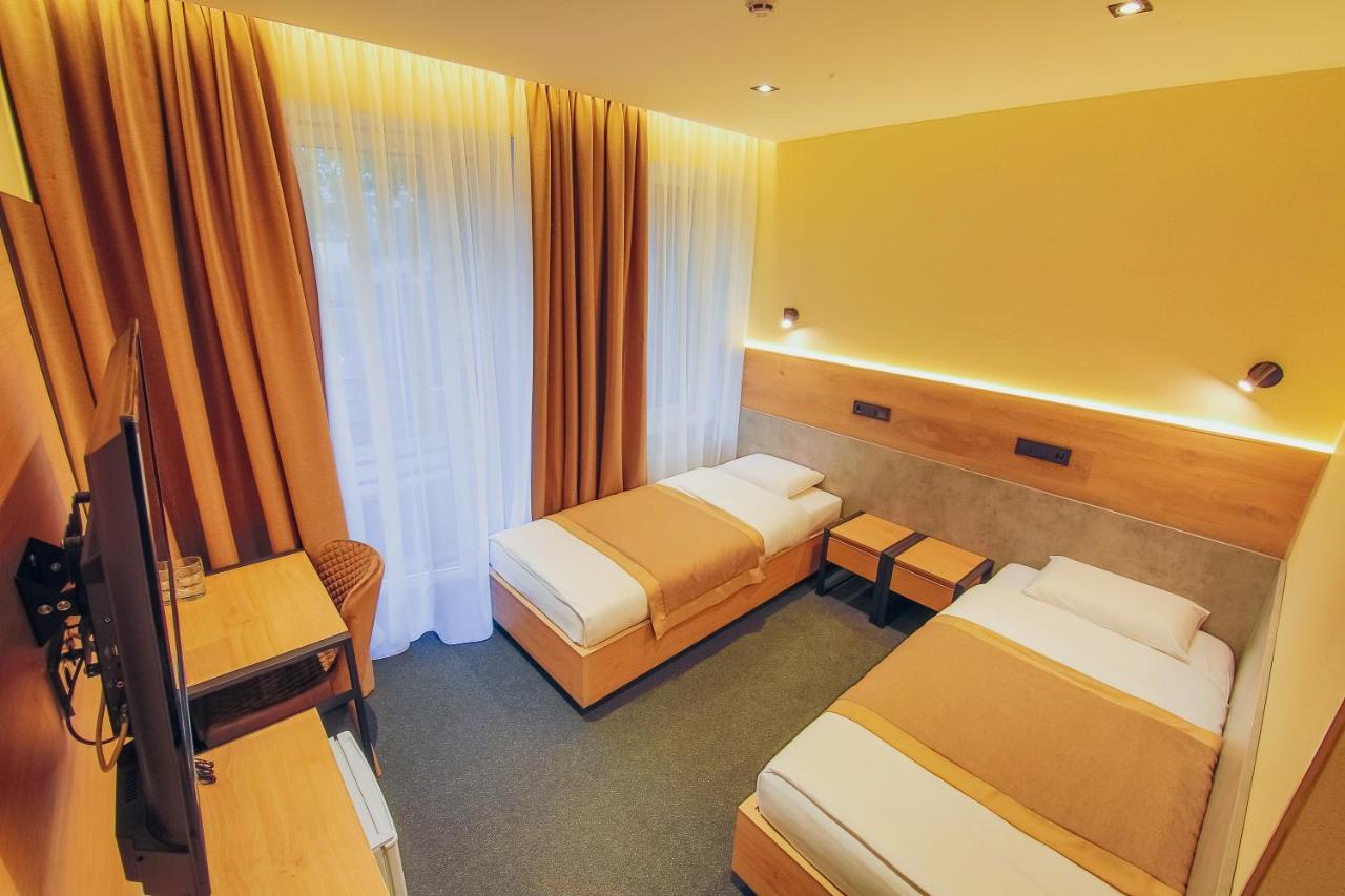Sport Hotel 1 Черкассы Экстерьер фото